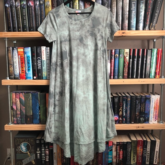 LuLaRoe Dresses & Skirts - LuLaRoe Blue / Gray Tie Dye Print Carly Dress XS LuLaRoe Dresses & Skirts - LuLaRoe Blue / Gray Tie Dye Print Carly Dress XS